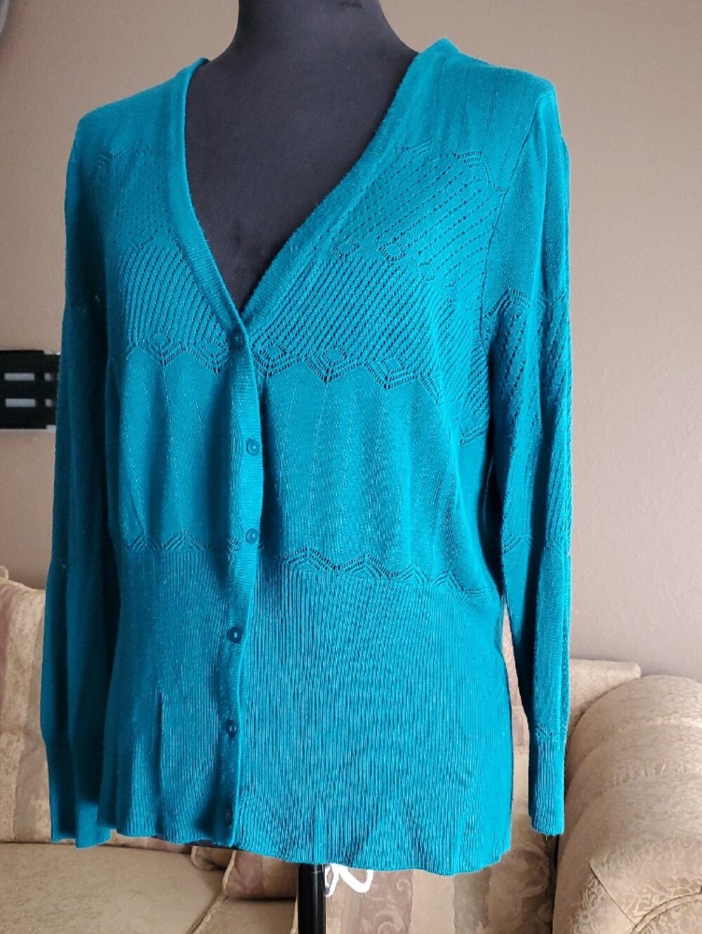 Joseph A Teal V-Neck Button-Front Sweater - Picture 4 of 4